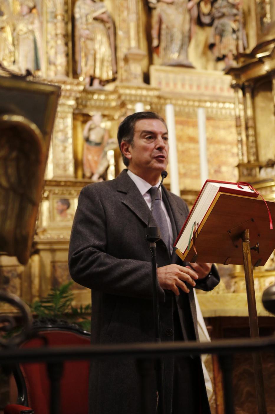 Adolfo Arjona, director de COPE Málaga, dirige unas palabras tras recoger el premio Cardenal Herrera