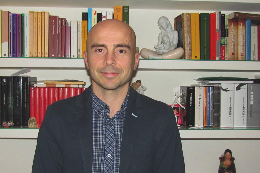 Ángel Nuño: «Estudiamos Teología para la misión»