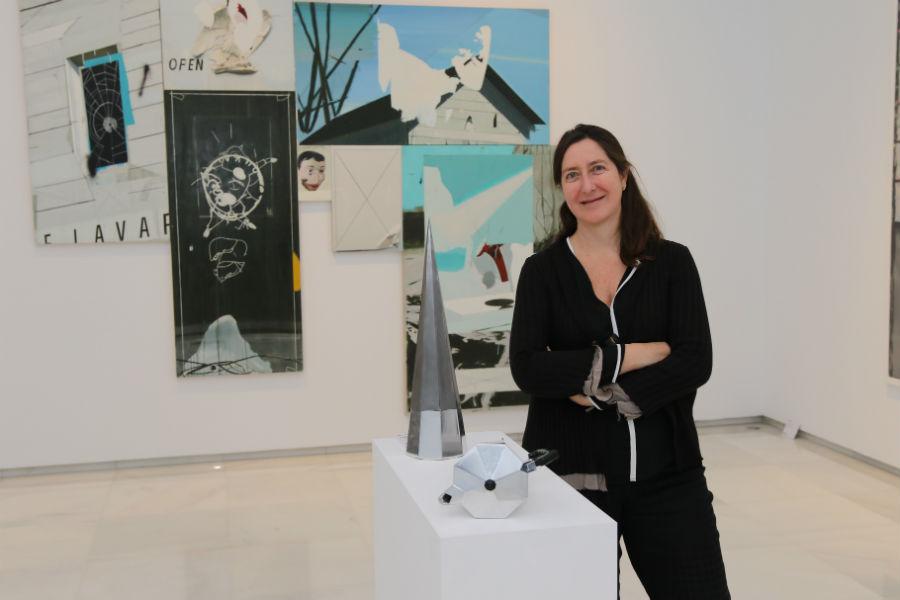 La comisaria de la muestra en ArsMálaga, Palacio Episcopal. FOTO: S. FENOSA