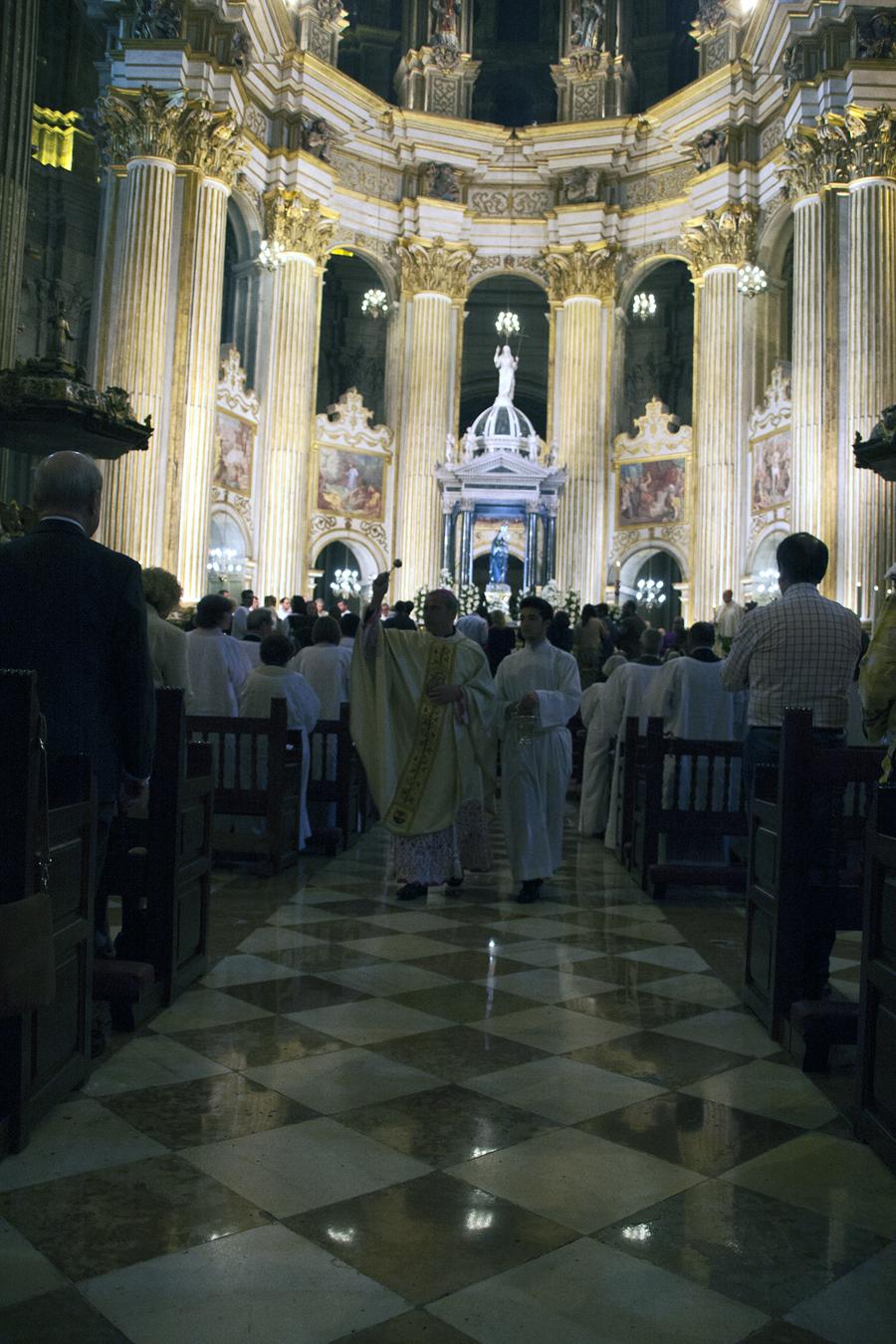 Vigilia Pascual en la Catedral de Málaga // M. ZAMORA