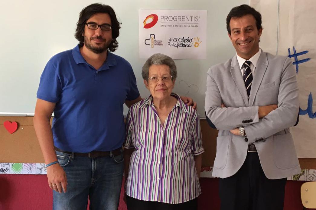 Contra la exclusión social, apadrina a un lector