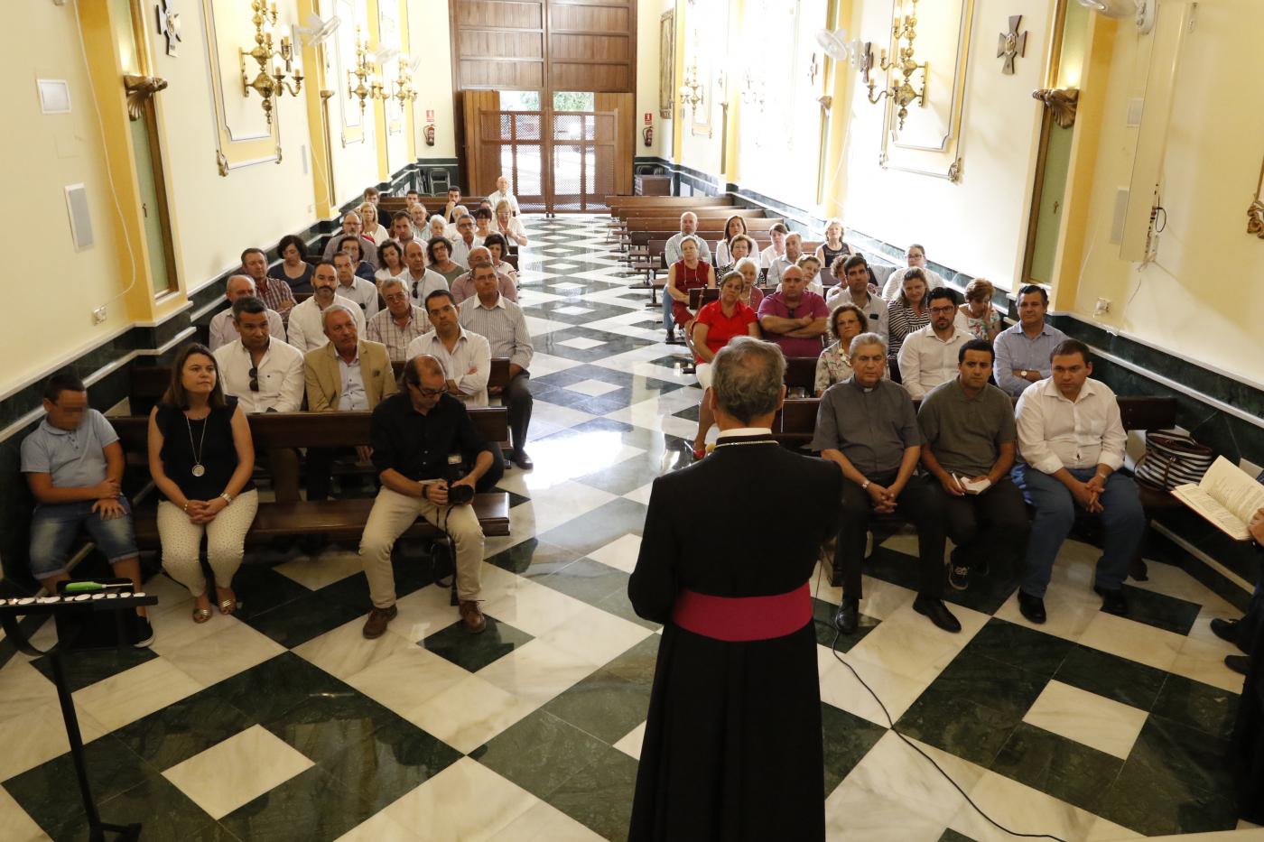 Don Jesús Catalá, en la iglesia de la Veracruz durante su Visita Pastoral a Campillos