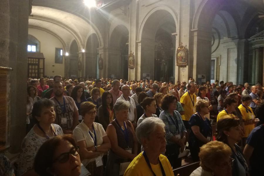 Encuentro de Laicos de Parroquia-III Asamblea General de la Acción Católica General // E. MARTÍN