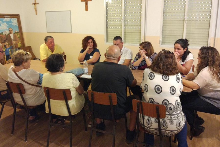Asamblea parroquial en Nuestra Señora de los Ángeles, en Málaga // M. MÁRQUEZ