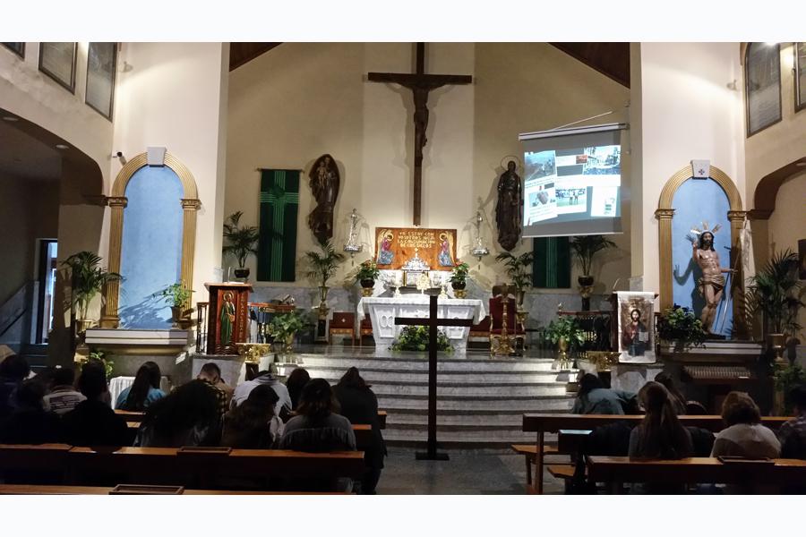 "Adoremus" para los jóvenes de Fuengirola-Torremolinos
