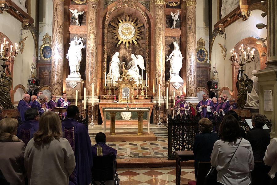 Momento de la Misa funeral en memoria de Mons. Antonio Dorado Soto celebrada en la Catedral de Málaga el 13 de marzo de 2018