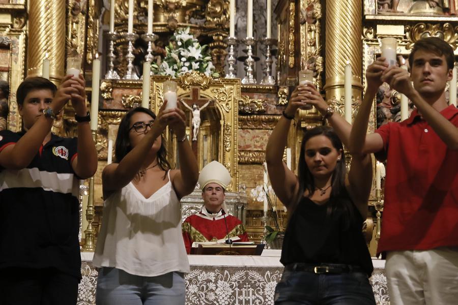 «El Papa y los pastores estamos preocupados por los jóvenes»
