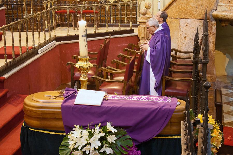 Funeral del sacerdote D. Marcelino Gómez en la Catedral de Málaga // M. ZAMORA