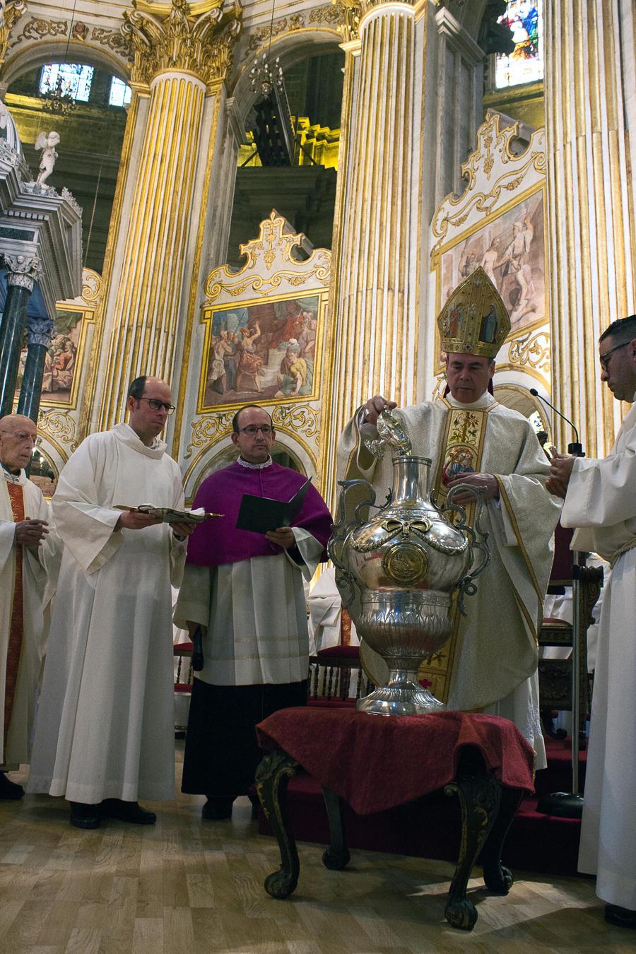 Misa Crismal 2018 en la Catedral de Málaga // M. ZAMORA