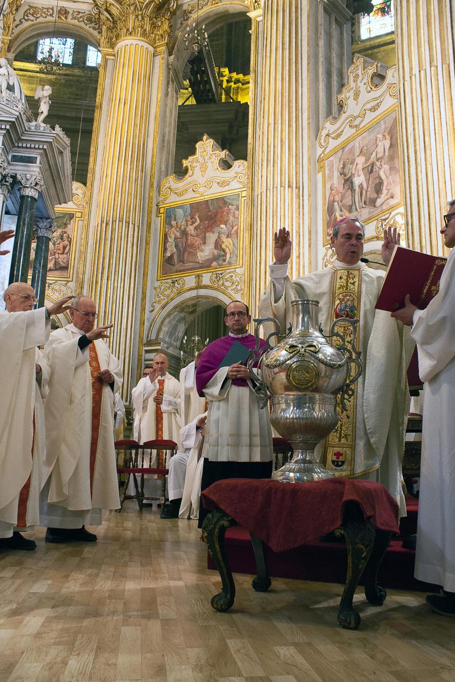 Misa Crismal 2018 en la Catedral de Málaga // M. ZAMORA
