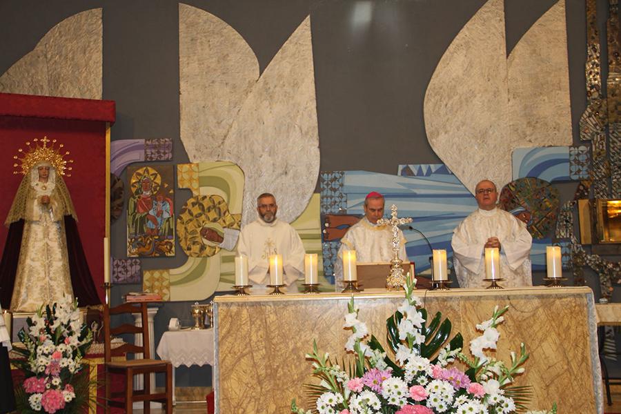 Visita Pastoral del Obispo de Málaga, Jesús Catalá, a la parroquia del Santo Ángel // A. SERRANO