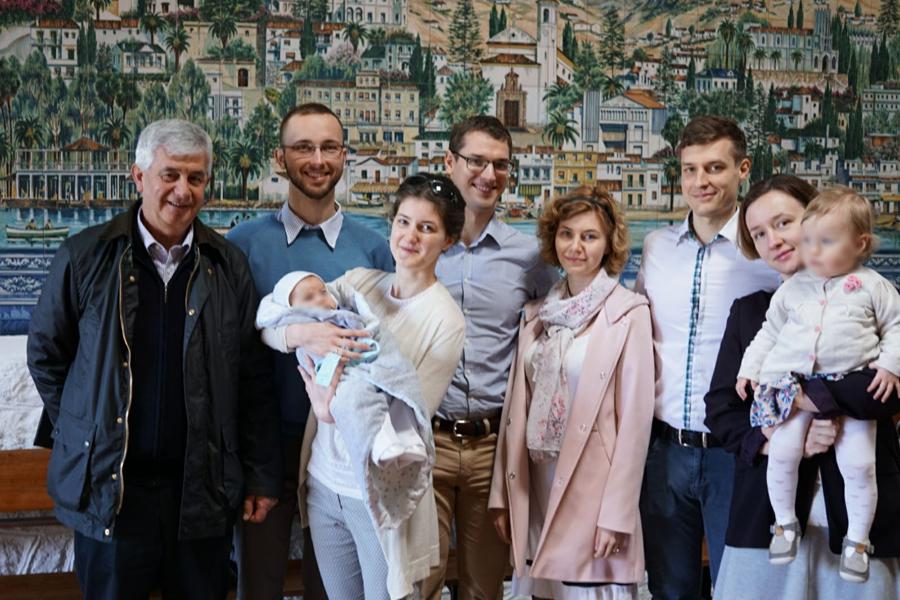 «El bautizo de nuestro hijo fue la razón perfecta para volver a Málaga»