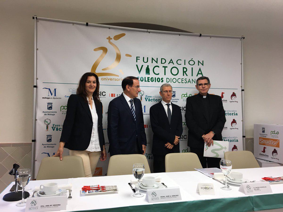 Desayuno-debate institucional del Foro Educativo Victoria