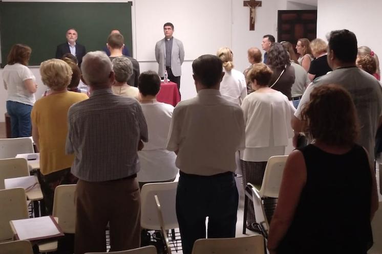 Ana María Barrera, licenciada en Ciencias Religiosas, en la defensa de su tesina // E. LÓPEZ