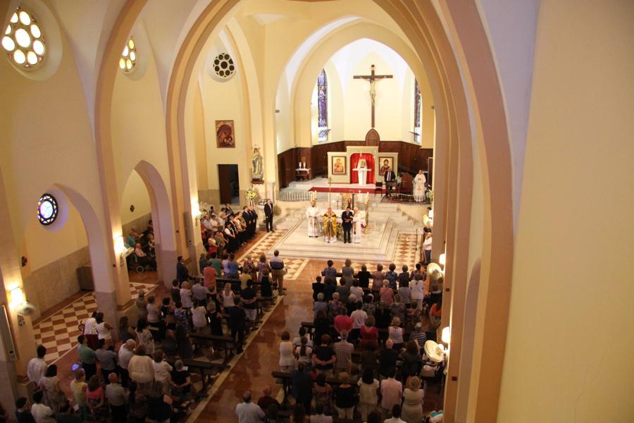 Misa Estacional en la Visita Pastoral a San Patricio. FOTO: A. FERNÁNDEZ