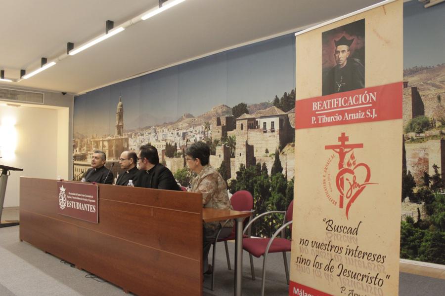 Se presenta en Málaga la biografía del Padre Arnaiz