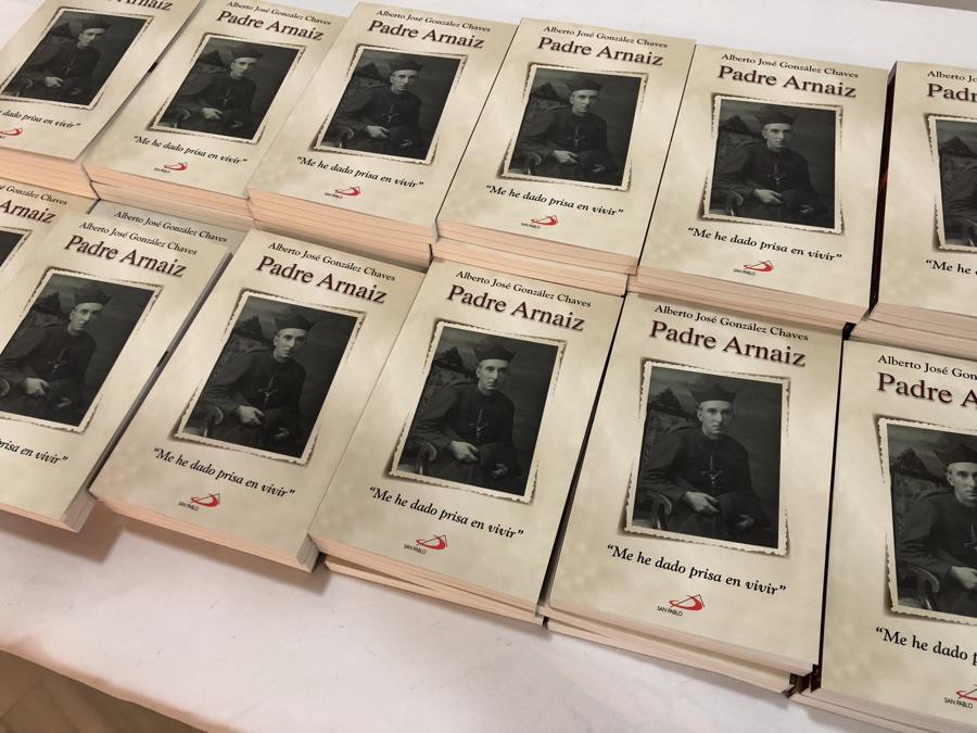 Biografía del Padre Arnaiz de Alberto José González Chaves