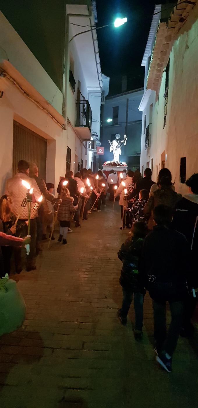 Triduo de Ánimas y Fieles Difuntos en Algarrobo/ Y. MARTÍN