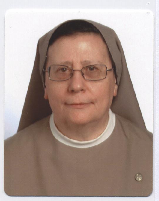 Madre María Dolores Artacho, secretaria general de la congregación