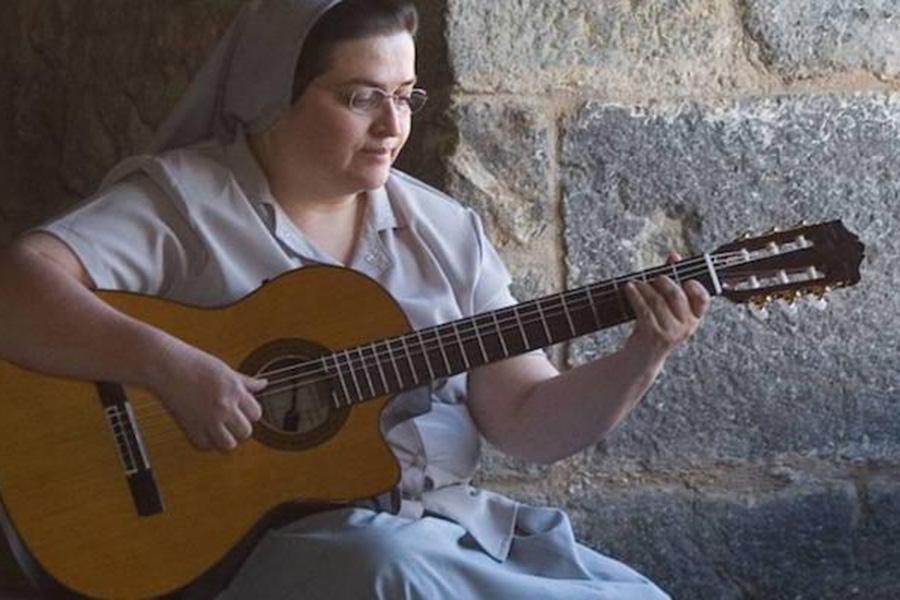 La Hermana Glenda en concierto en Marbella