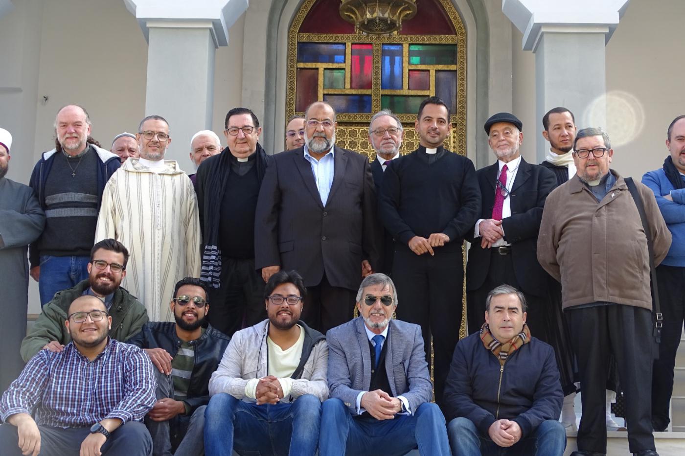 Sacerdotes e imanes, en la mezquita de Fuengirola