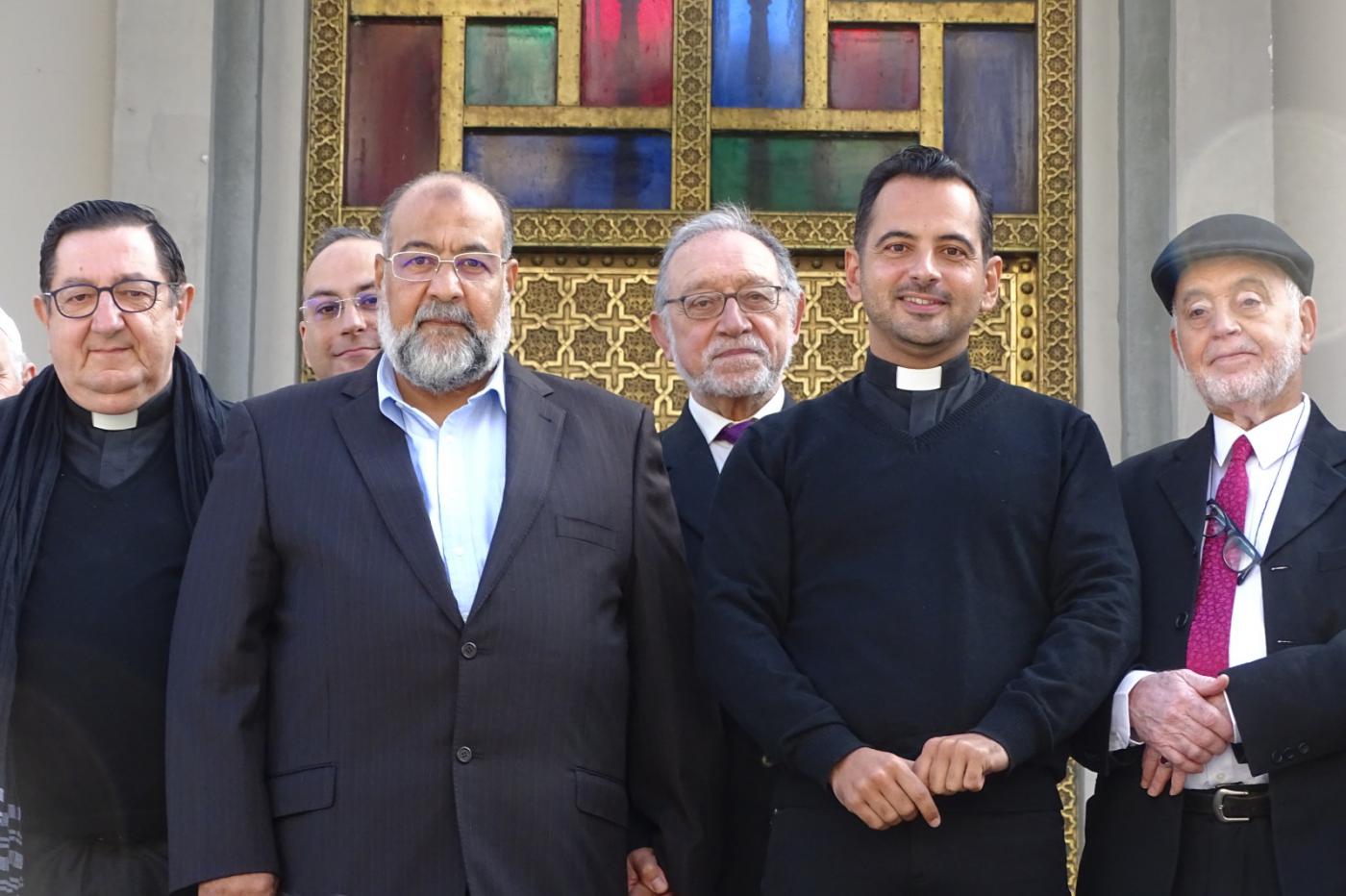 Sacerdotes e imanes, en la mezquita de Fuengirola