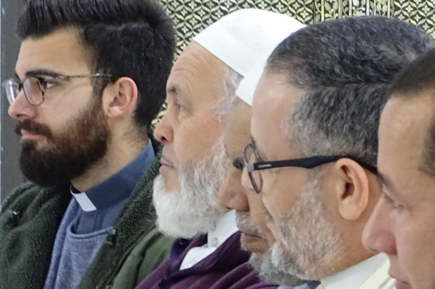 Sacerdotes e imanes, en la mezquita de Fuengirola