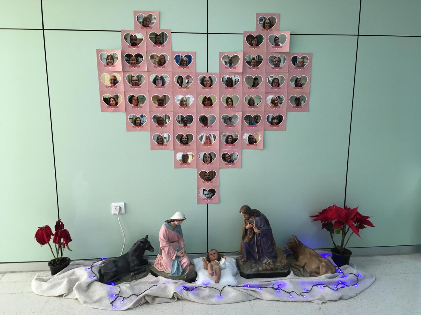 Belenes en el Hospital Clínico, enviados por María Jesús Morales, alumna del Centro Superior de Estudios Teológicos San Pablo  y voluntaria. 