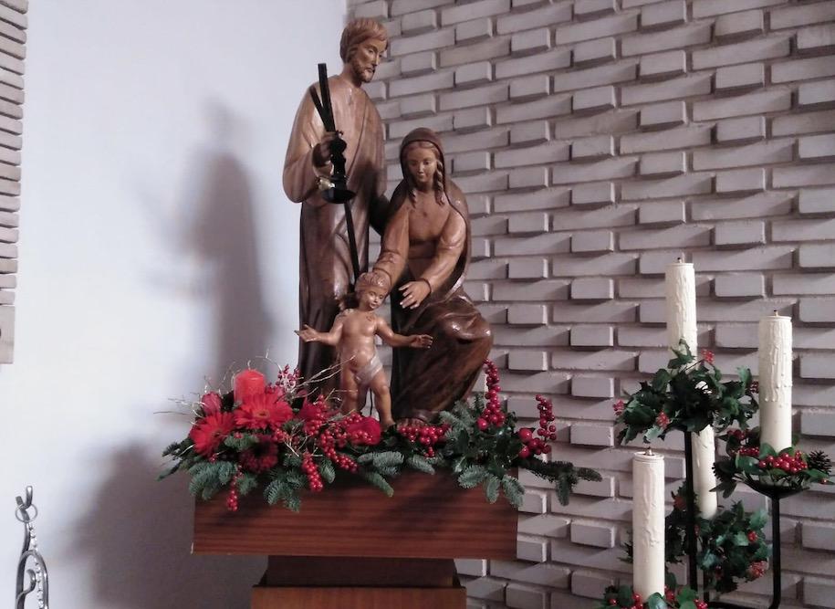 Fiesta de la Sagrada Familia en la parroquia malagueña del mismo nombre