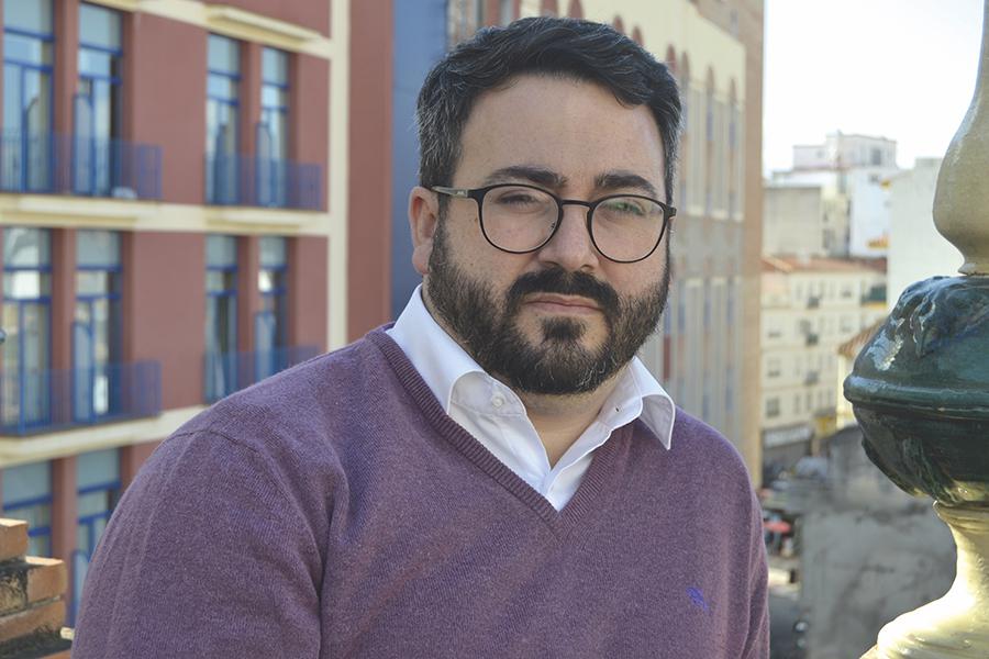 Pablo Benítez, secretario técnico de Cáritas Diocesana de Málaga, historiador y autor de la obra