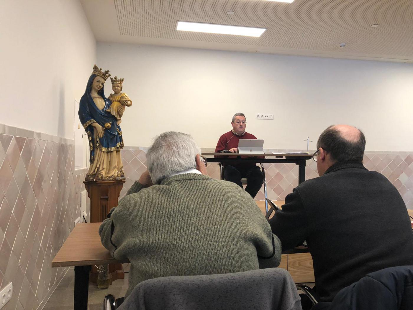 Manuel García Bonasa SJ, en una de sus pláticas a los sacerdotes en ejercicios