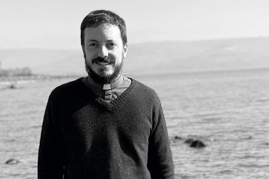 José Miguel Porras: «Me da pena que la gente viva alejada de Dios»