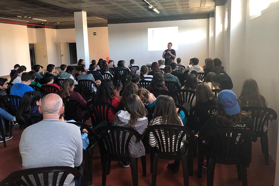 Encuentro Interparroquial de adolescentes en Cuaresma 