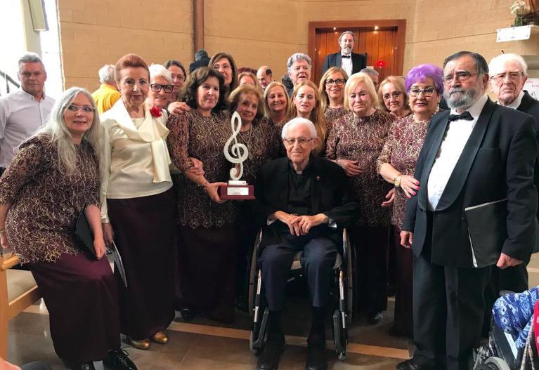 Nombramiento de Socio de Honor ex aequo por el Club de Amigos del MIMMA en un acto celebrado en la Residencia Buen Samaritano