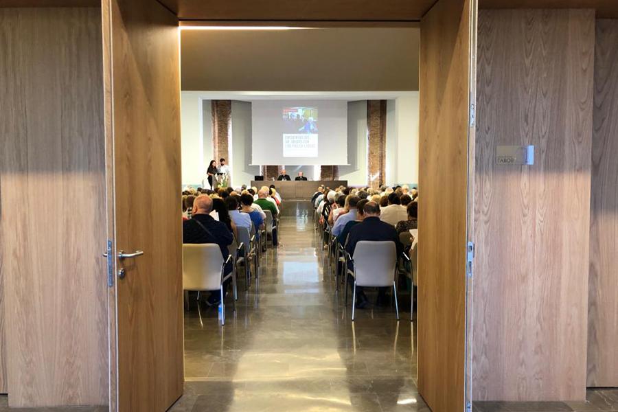 Encuentro del Sr. Obispo con los Fieles Laicos // E. LLAMAS