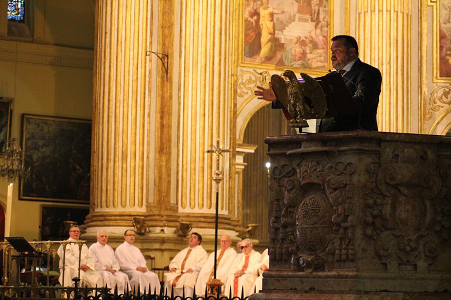 El Obispo de Málaga ordena tres nuevos diáconos permanentes // D. GUTIÉRREZ