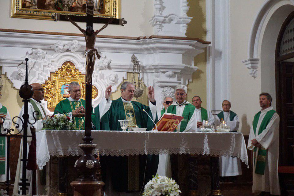 Eucaristía de clausura del Mes Misionero Extraordinario en Málaga // V. FLORES