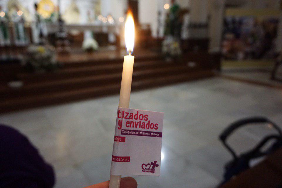 4 OCTUBRE. Adoremus con Juventud y Misiones