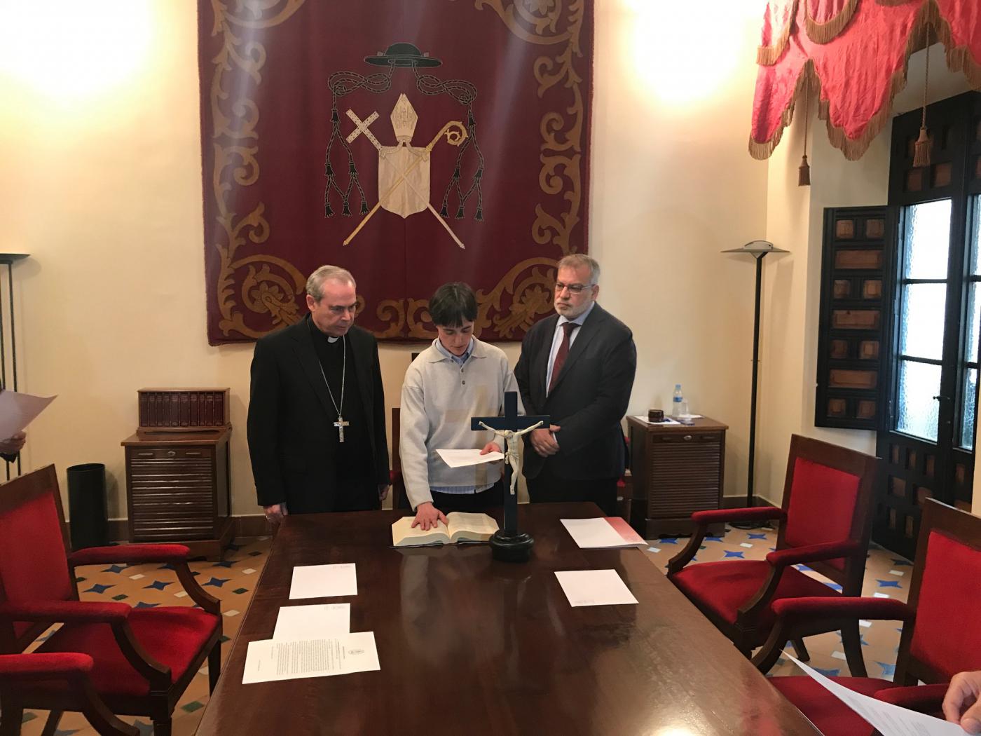 El Tribunal diocesano para la beatificación de María Isabel González del Valle realiza su juramento y profesión de fe