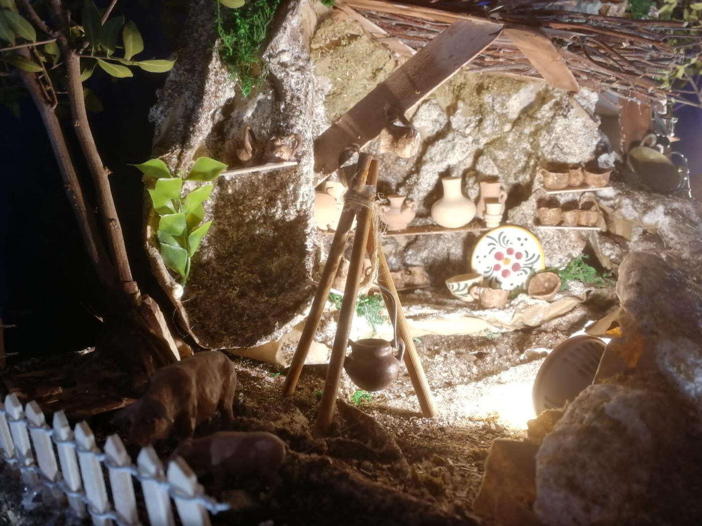 Belén de Fernando Muñoz (Torremolinos), cuya familia tiene una amplia tradición belenística. Hecho a mano
