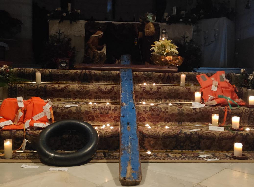 Vigilia de oración en la parroquia del Sagrado Corazón (Melilla)