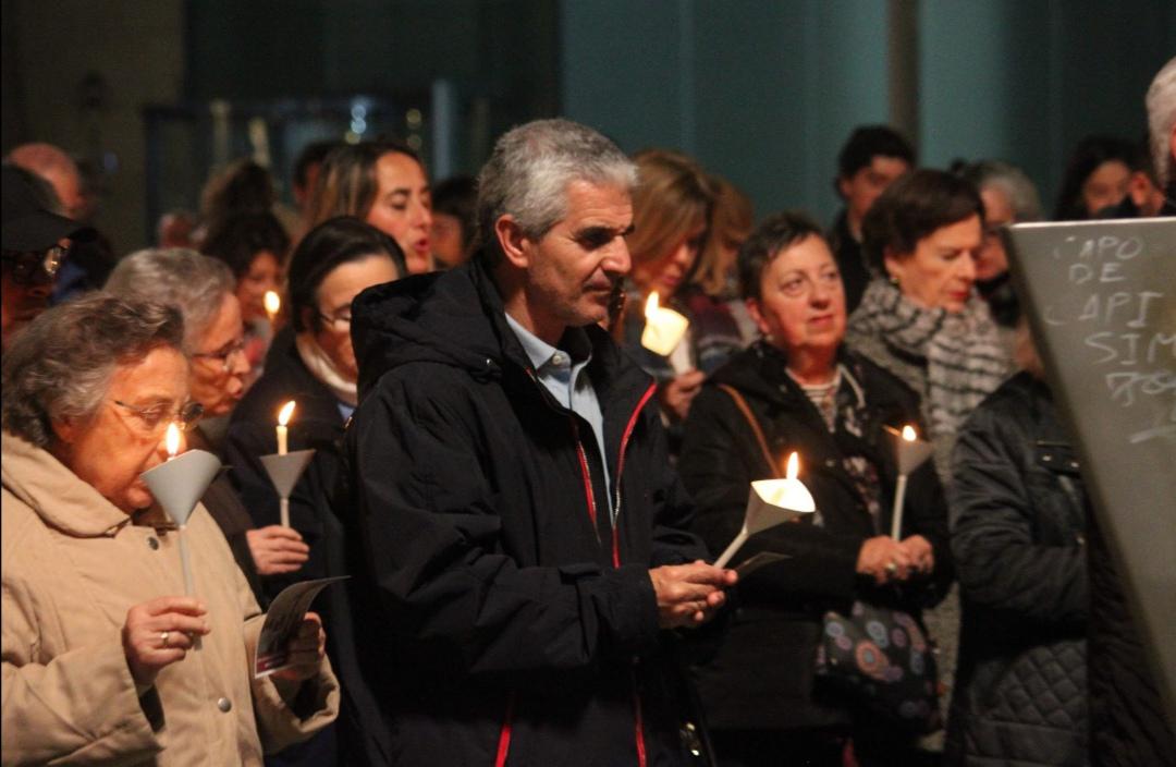 La Cruz de Lampedusa en la vigilia de Oración y concierto organizado por la delegación de Infancia y Juventud 
