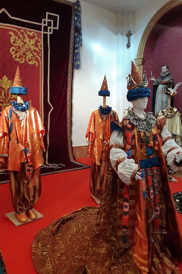 Presentación en la Agrupación de Cofradías