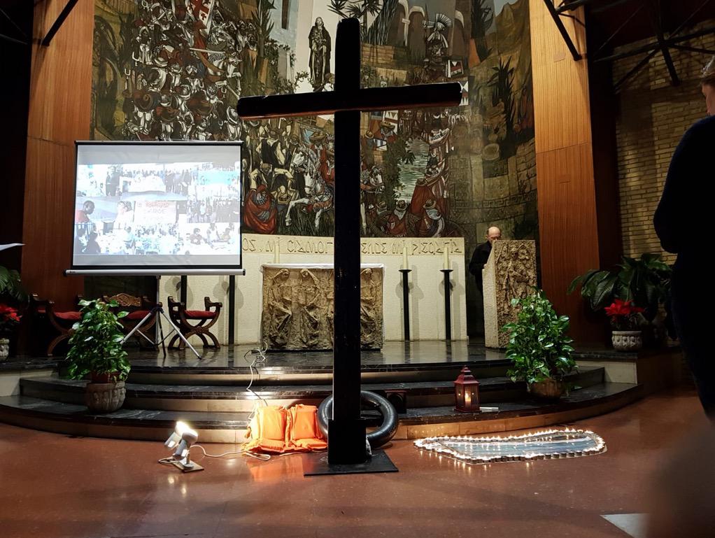 Vigilia de oración en la parroquia de Santa Rosa de Lima