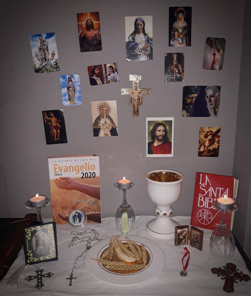 Imagen de uno de los altares presentados al concurso de la parroquia de Algarrobo