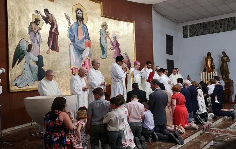 Más de un millar de personas ven en directo la Eucaristía de Claret