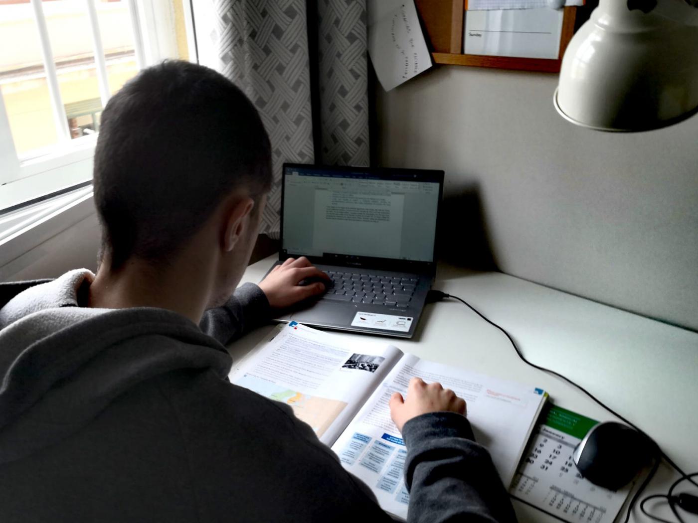 RAFAEL PÉREZ PALLARÉS. ¡Ánimo, valientes!