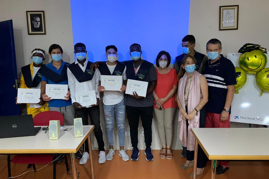 Siete nuevos graduados en la Ciudad de los Niños