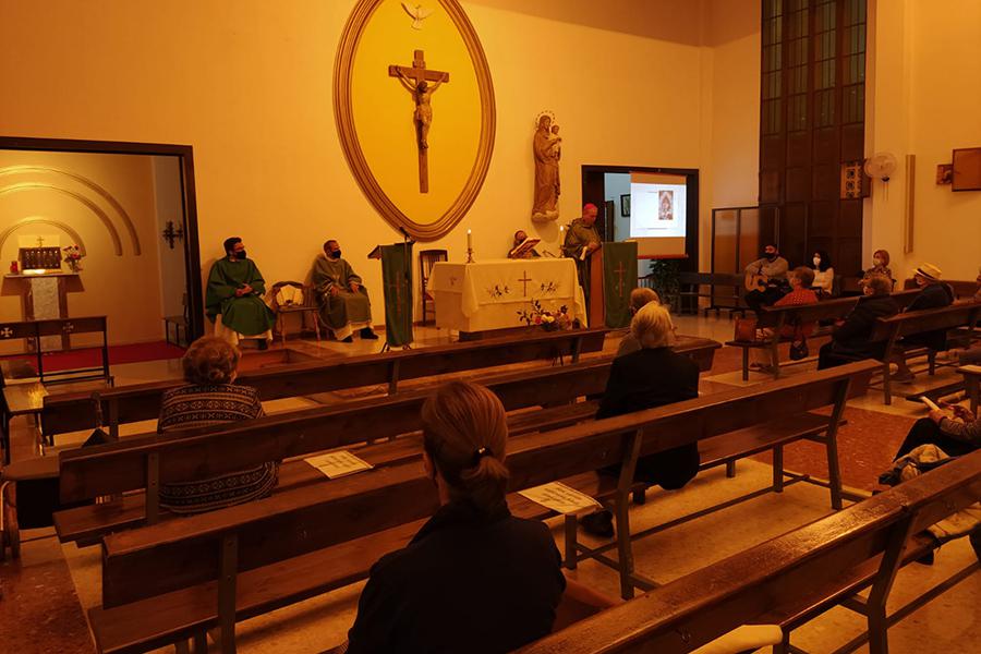 Visita Pastoral del Sr. Obispo, D. Jesús Catalá, a la parroquia Nuestra Señora de Flores del arciprestazgo Cristo Rey // P. MILLÁN
