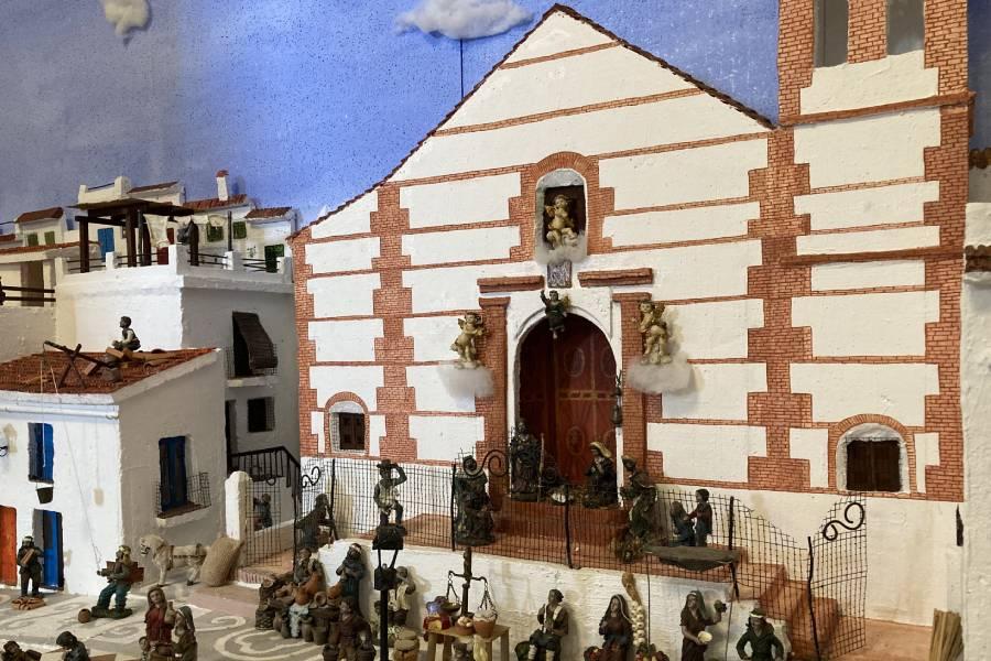 Belén en la parroquia de San Antonio de Padua en Frigiliana
